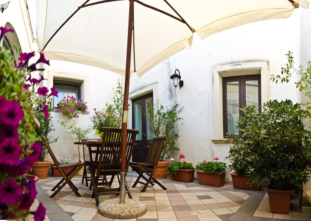 Palazzo Volta Boutique Luxury B&B Nardò Habitación foto